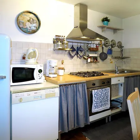Ferienwohnung 100s Apartment
